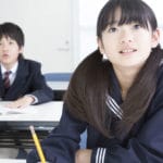 海軍の軍服だったセーラー服がなぜ女子高生の学生服になった？という雑学