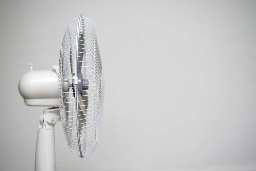 扇風機を一晩中つけるというトリビア