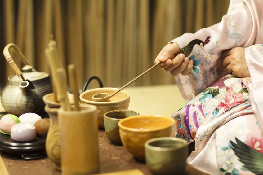 日本の心…。茶道で茶碗を回す理由とは?【動画あり】についてのトリビアまとめ