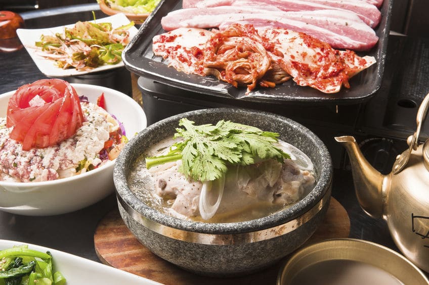 マナー違反!韓国ではお茶碗を持って食べたらダメですというトリビアまとめ