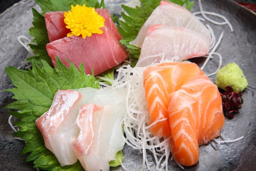 おつくりや刺身に大葉や菊を添える理由に関する雑学
