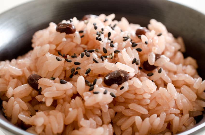 赤飯のゴマは神様をゴマかす！？というトリビア